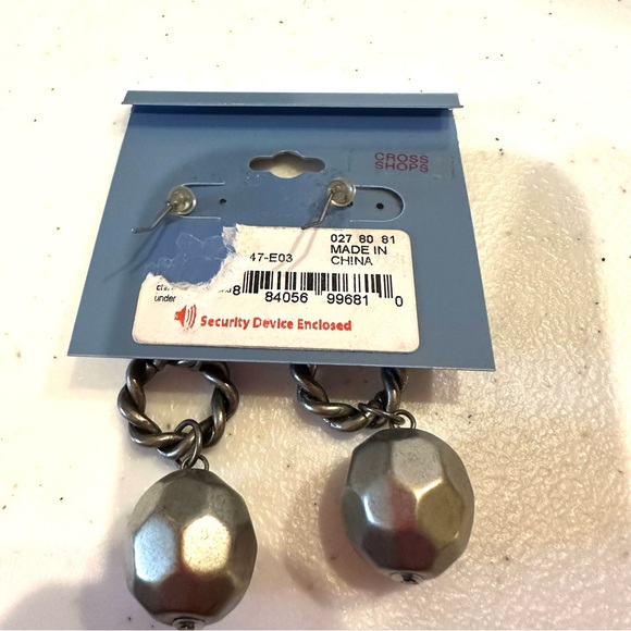 NWT 2 pairs of Simply Vera Vera Wang Earrings- silver tone dangles - Picture 11 of 15